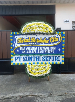 Papan Bunga Duka di Mancak